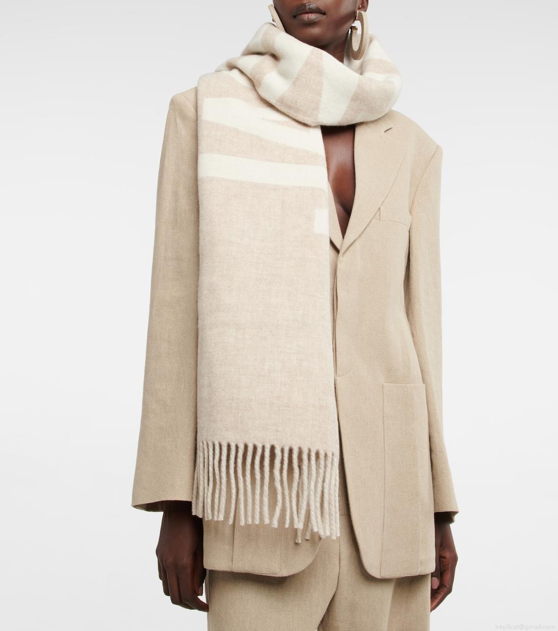 JacquemusLogo jacquard virgin wool scarf JacquemusLogo jacquard virgin wool scarf