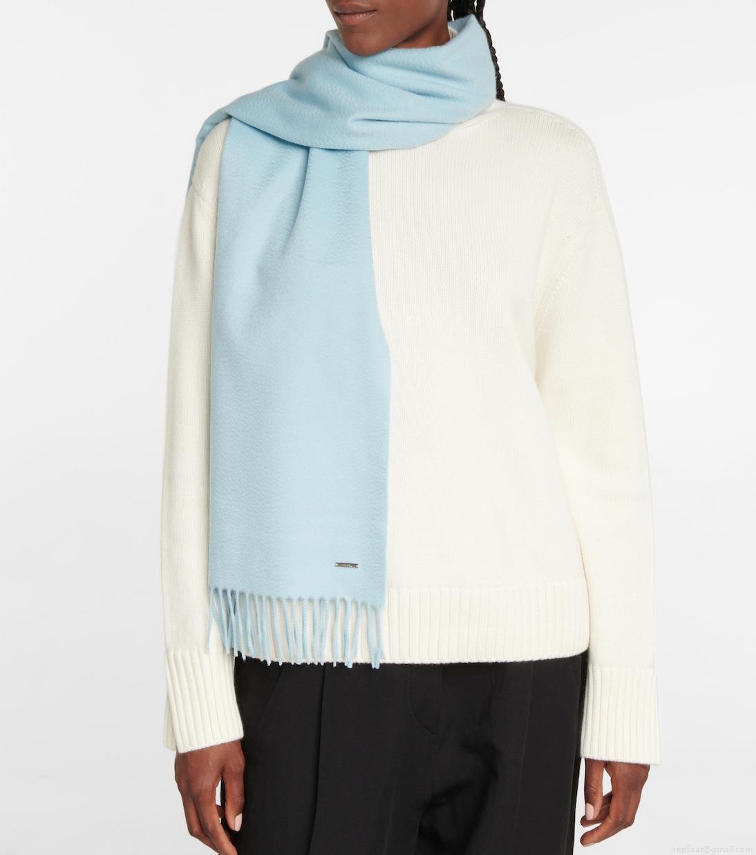 Loro PianaGrande Unita cashmere scarf Loro PianaGrande Unita cashmere scarf