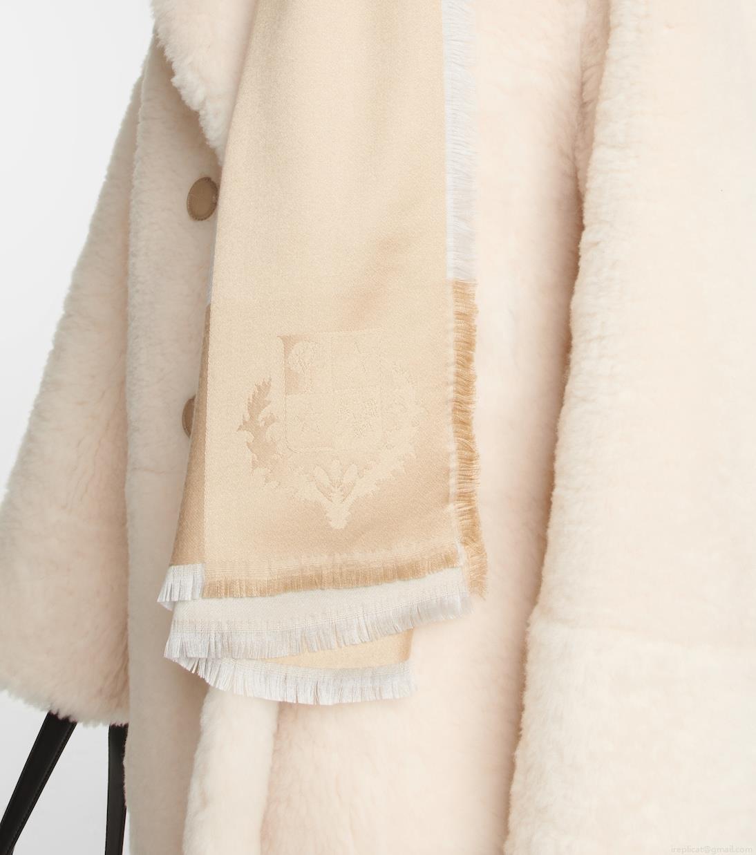 Loro PianaCashmere and silk jacquard scarf Loro PianaCashmere and silk jacquard scarf