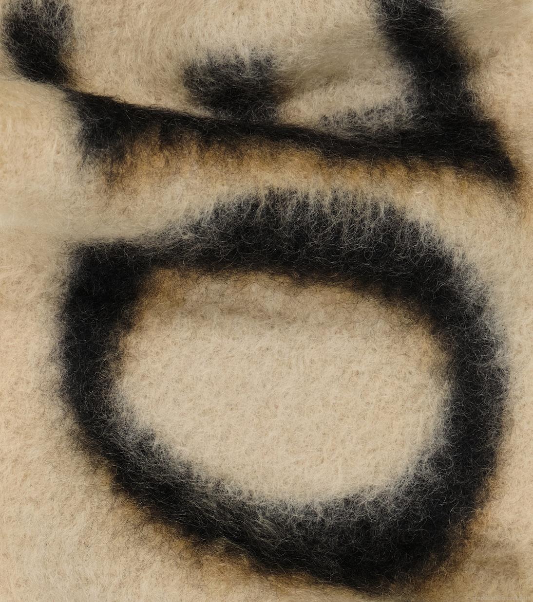 LoeweLogo jacquard wool-blend scarf LoeweLogo jacquard wool-blend scarf