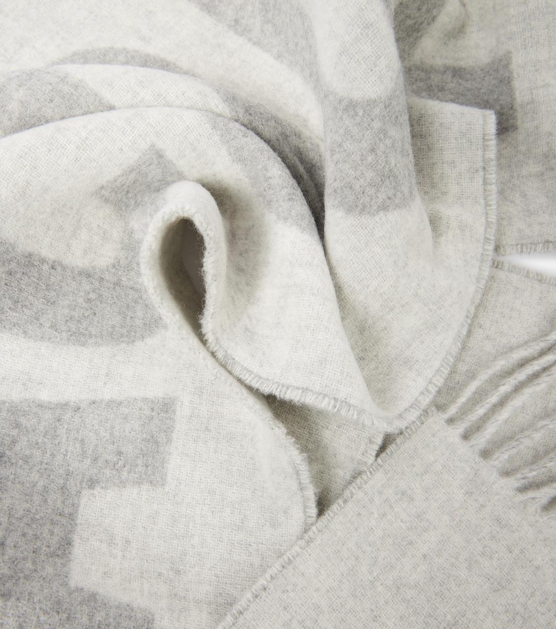 JacquemusL\'écharpe Jacquemus virgin wool scarf
