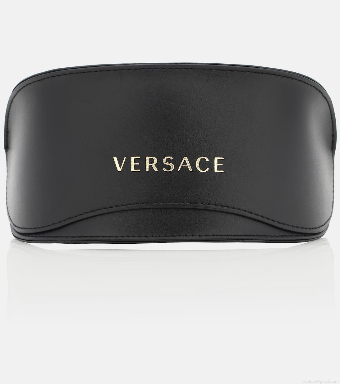 VersaceOversized sunglasses VersaceOversized sunglasses