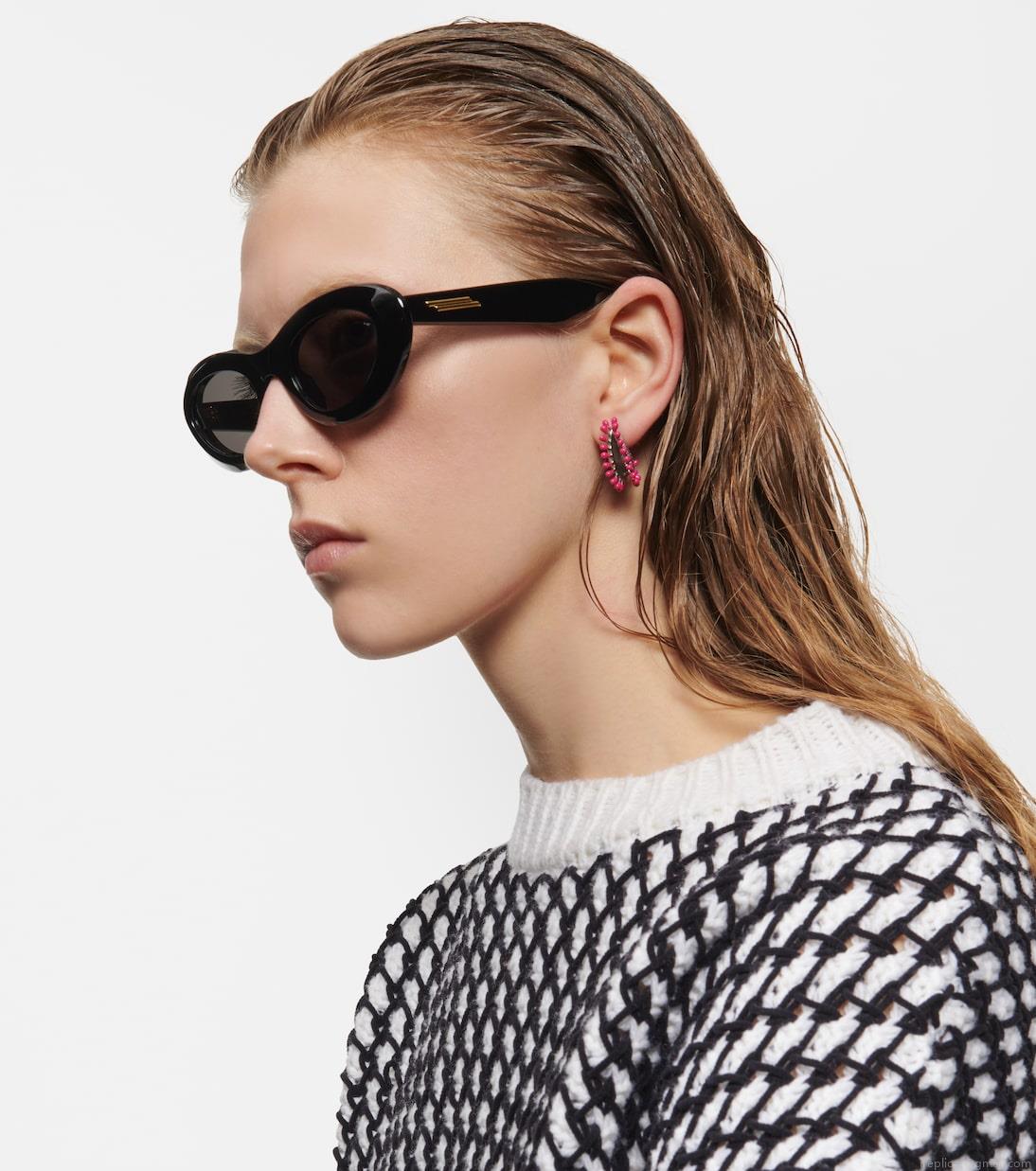 Bottega VenetaBombe oval sunglasses Bottega VenetaBombe oval sunglasses