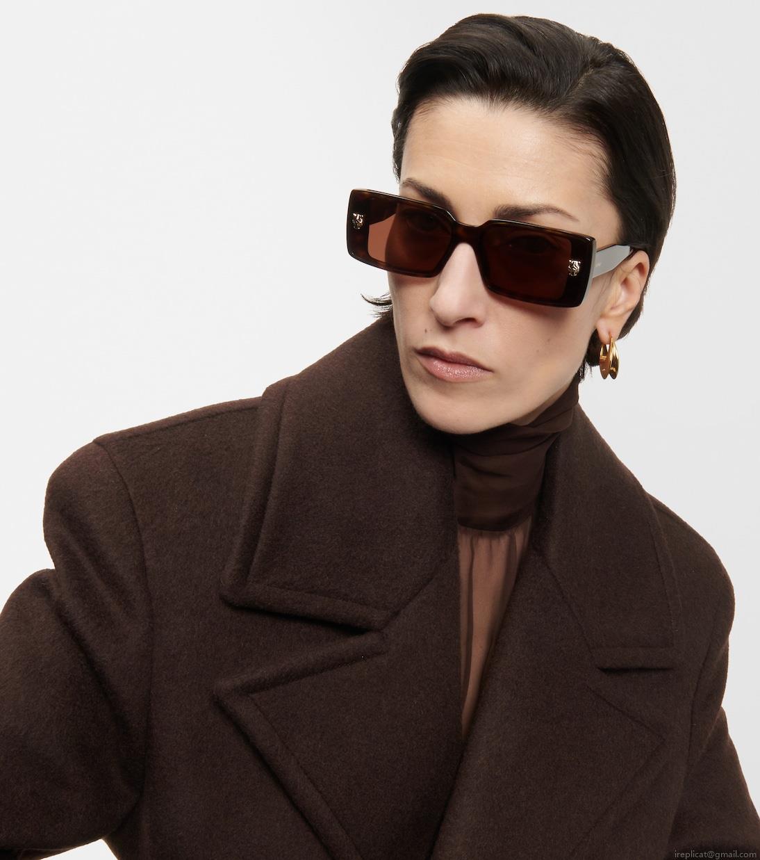Cartier Eyewear CollectionPanthère de Cartier rectangular sunglasses Cartier Eyewear CollectionPanthère de Cartier rectangular sunglasses