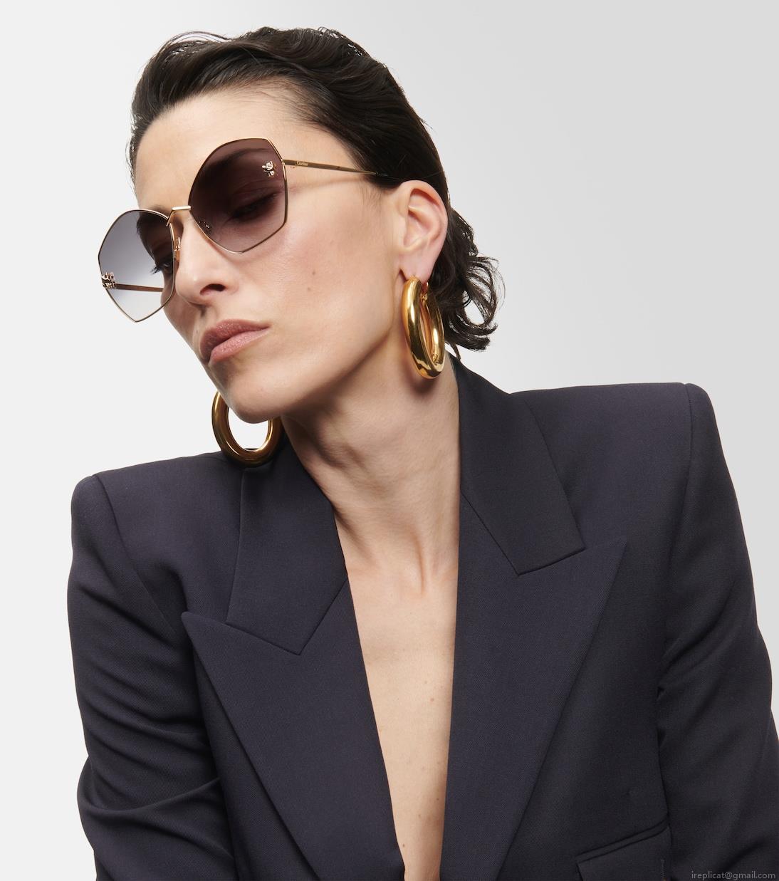 Cartier Eyewear CollectionPanthère de Cartier oversized sunglasses Cartier Eyewear CollectionPanthère de Cartier oversized sunglasses