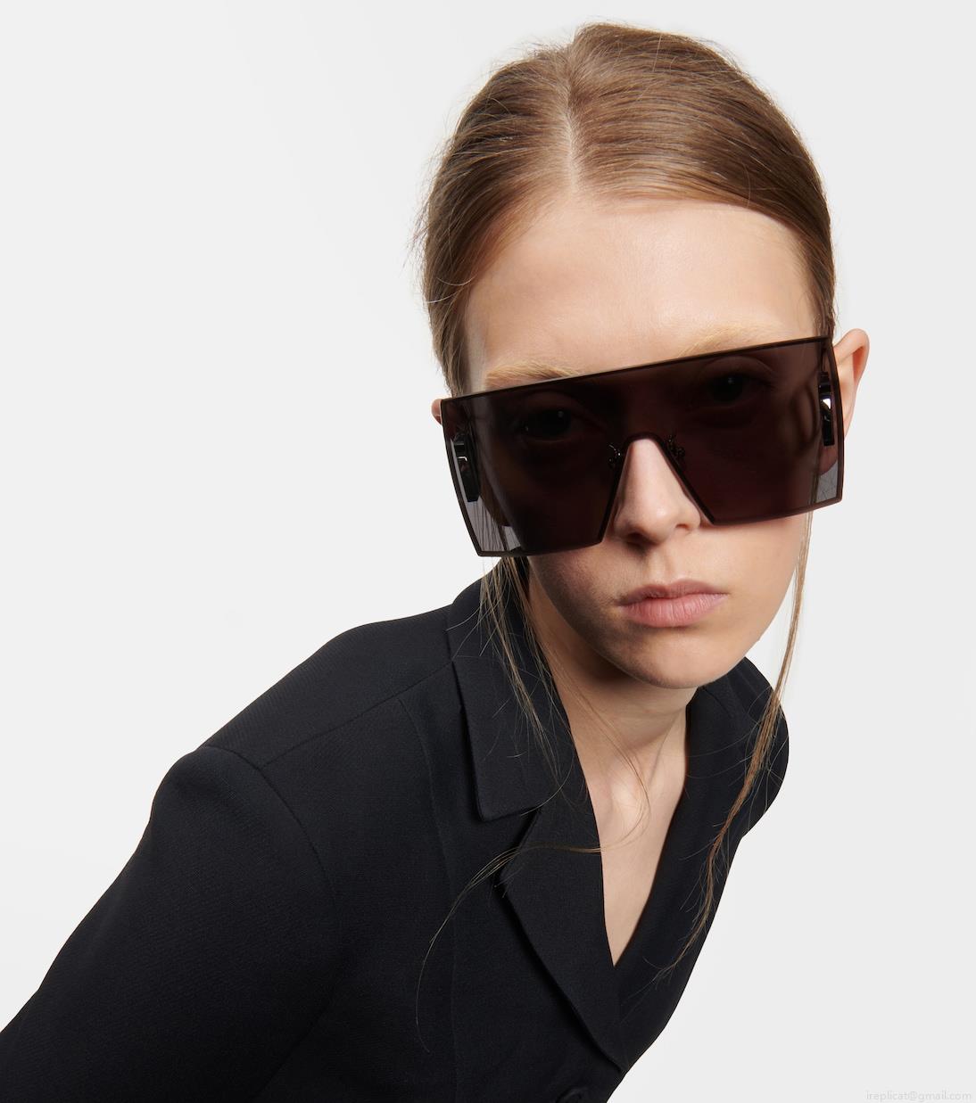 Dior Eyewear30Montaigne M1U mask sunglasses Dior Eyewear30Montaigne M1U mask sunglasses