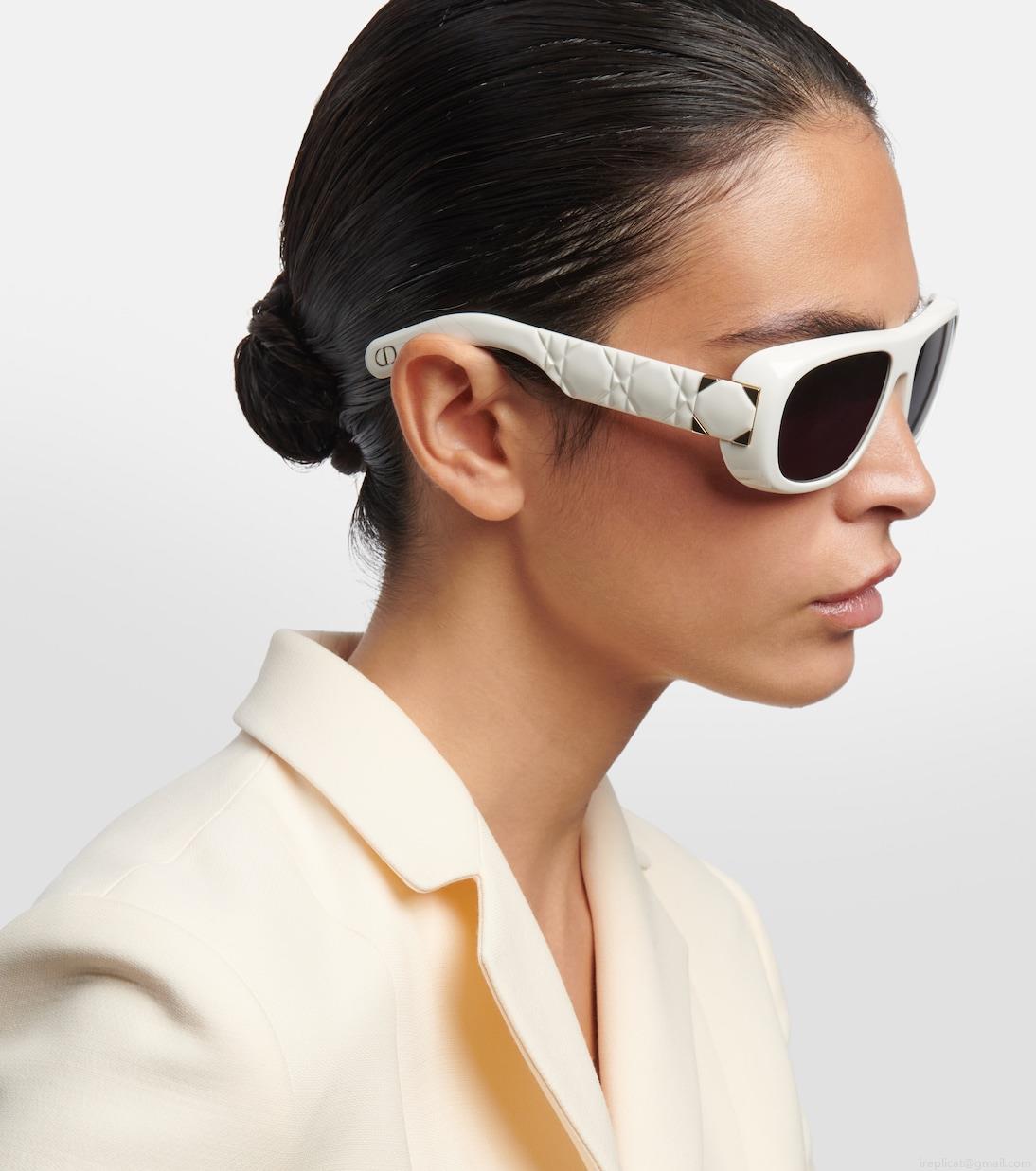 Dior EyewearLady 95.22 S1I square sunglasses Dior EyewearLady 95.22 S1I square sunglasses