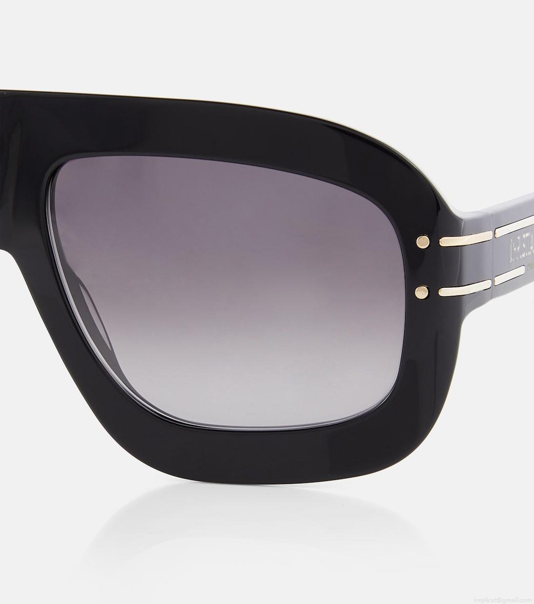 Dior EyewearDiorSignature M1U sunglasses Dior EyewearDiorSignature M1U sunglasses