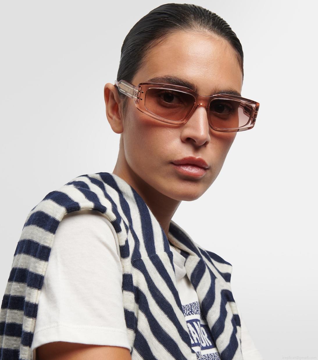 Dior EyewearDiorSignature S9U rectangular sunglasses Dior EyewearDiorSignature S9U rectangular sunglasses