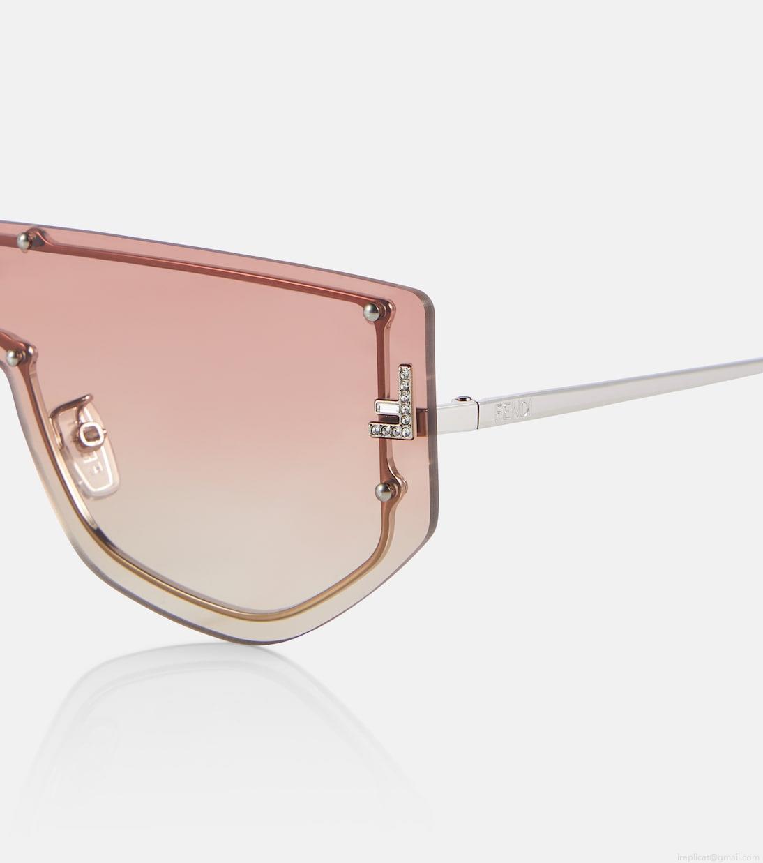 FendiFendi First oversized sunglasses FendiFendi First oversized sunglasses