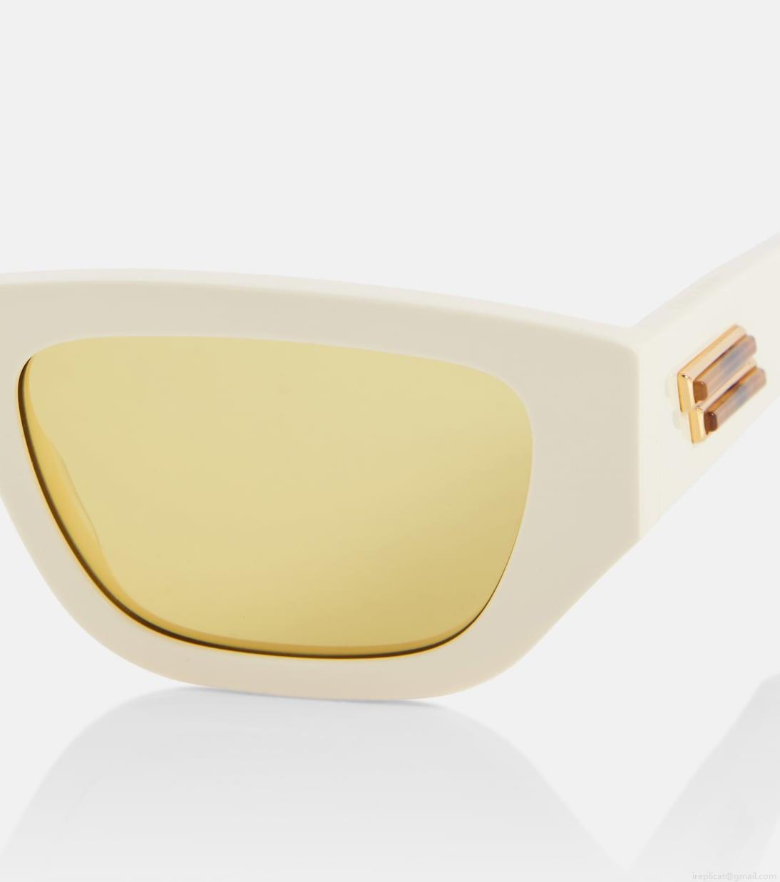 Bottega VenetaRectangular sunglasses Bottega VenetaRectangular sunglasses