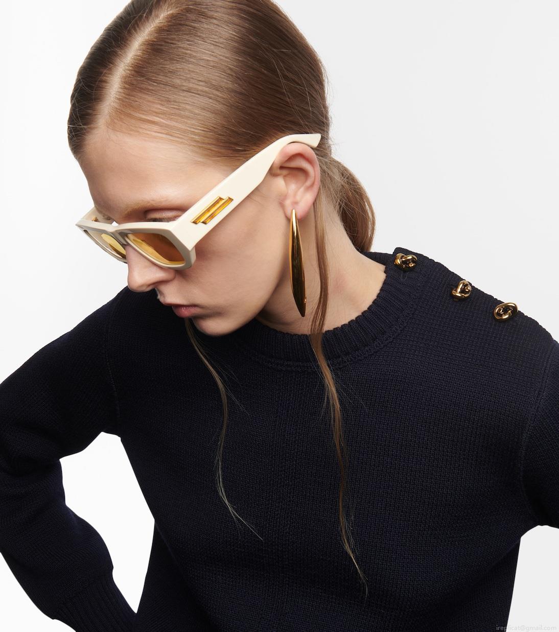 Bottega VenetaRectangular sunglasses Bottega VenetaRectangular sunglasses